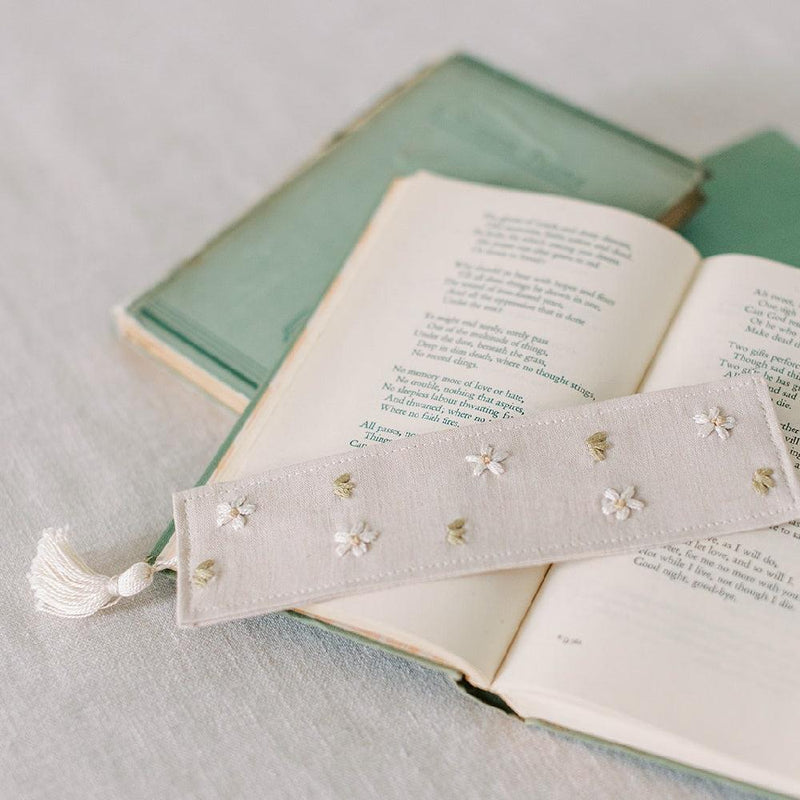Embroidered Bookmark Oh Daisy